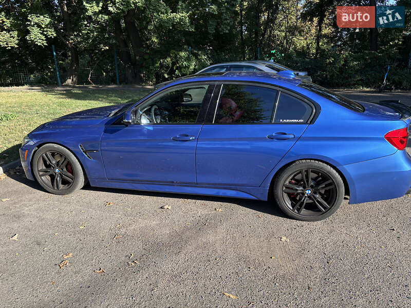 Седан BMW 3 Series 2015 в Черкассах