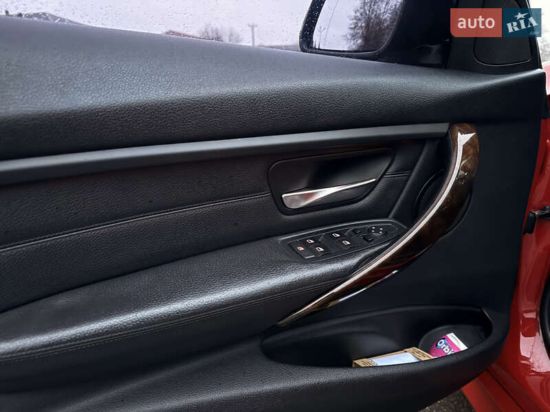 Седан BMW 3 Series 2013 в Киеве