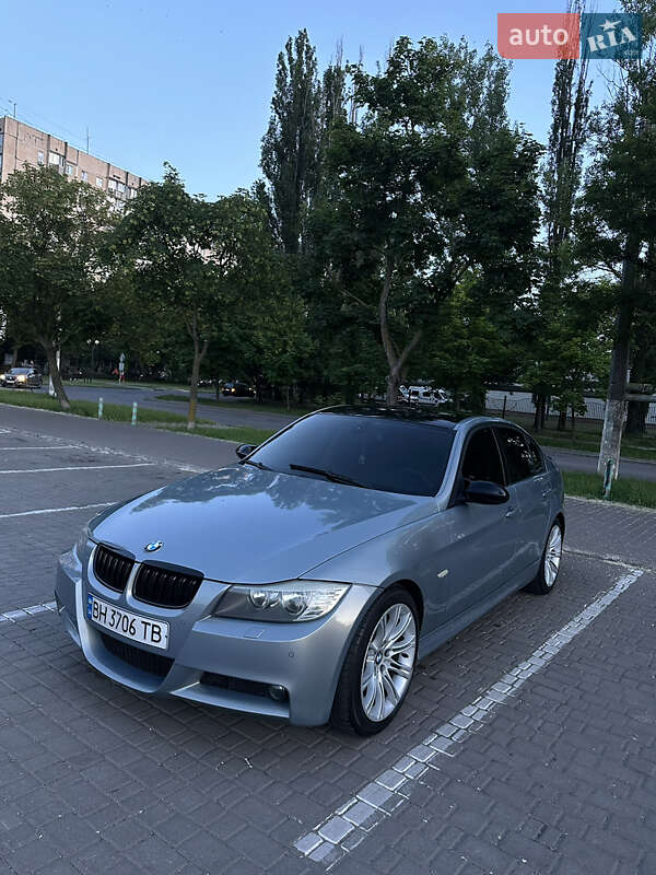 Седан BMW 3 Series 2005 в Одессе
