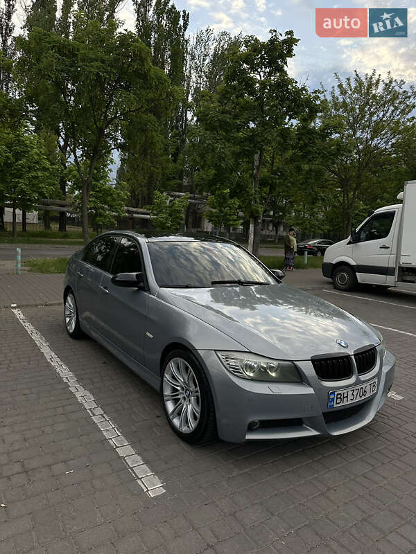 Седан BMW 3 Series 2005 в Одессе
