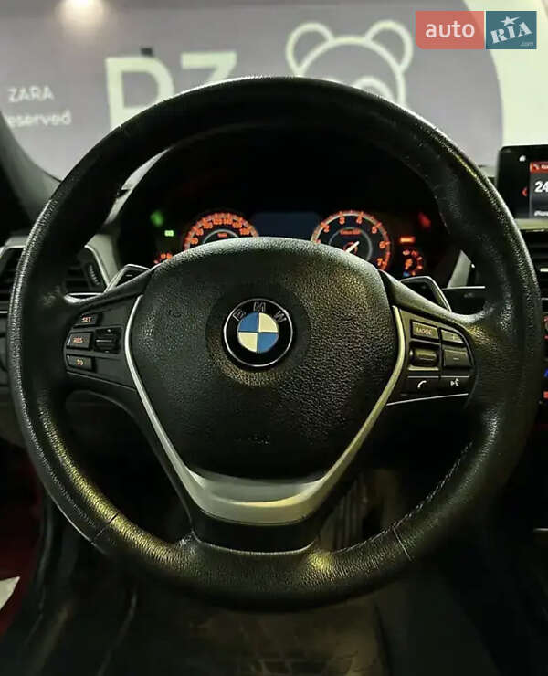 Седан BMW 3 Series 2018 в Киеве