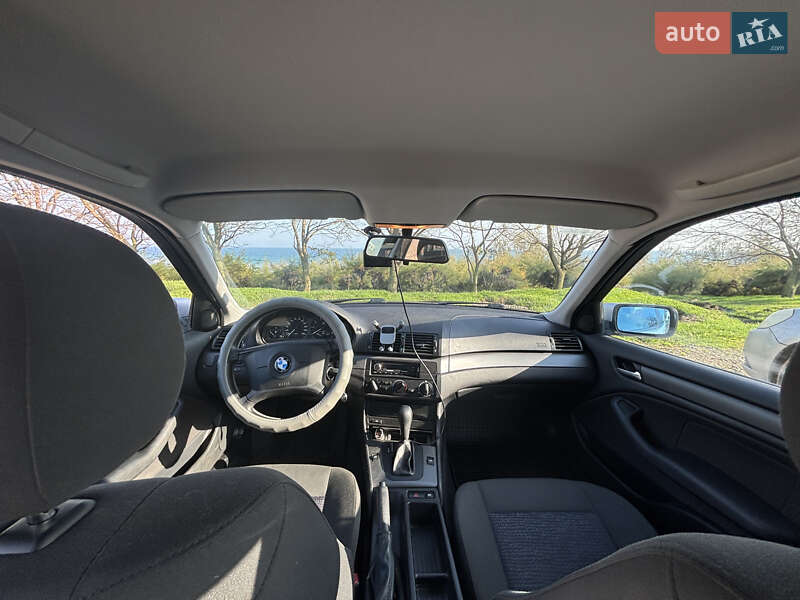 Седан BMW 3 Series 2002 в Одессе