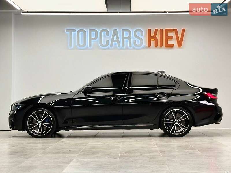 Седан BMW 3 Series 2022 в Киеве