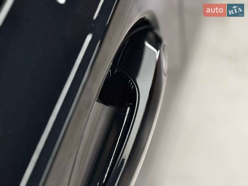 Седан BMW 3 Series 2022 в Киеве