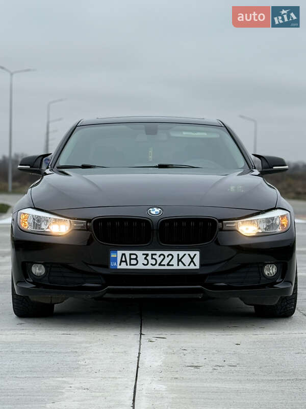 Седан BMW 3 Series 2016 в Виннице фото 12 Седан BMW 3 Series 2016 в Виннице