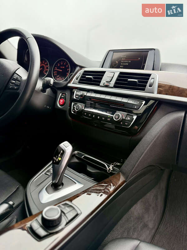 Седан BMW 3 Series 2016 в Виннице фото 45 Седан BMW 3 Series 2016 в Виннице