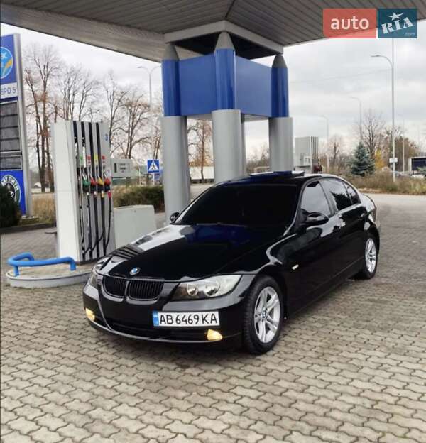 Седан BMW 3 Series 2008 в Виннице