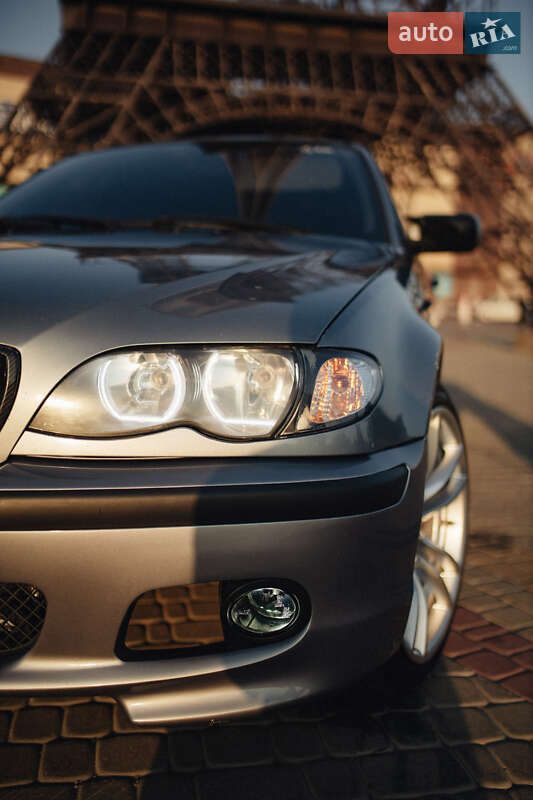 Седан BMW 3 Series 2004 в Харькове