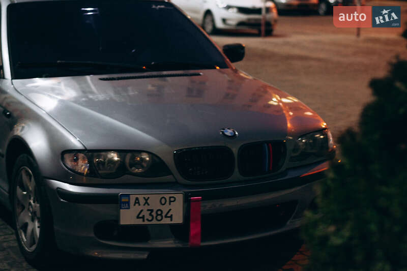 Седан BMW 3 Series 2004 в Харькове