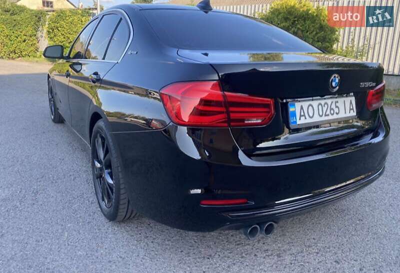 Седан BMW 3 Series 2018 в Кривом Роге
