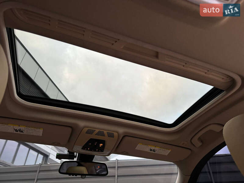 Седан BMW 3 Series 2012 в Черкассах