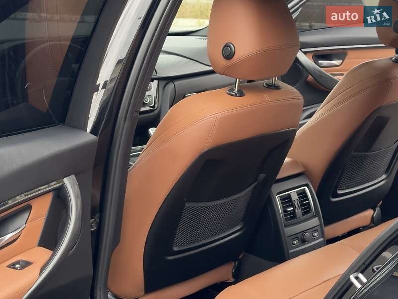 Седан BMW 3 Series 2016 в Киеве