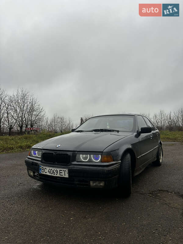 BMW 3 Series 1992