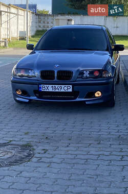 Седан BMW 3 Series 2000 в Городке