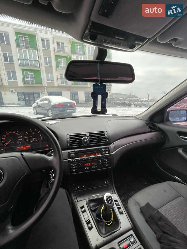 Седан BMW 3 Series 2004 в Львове