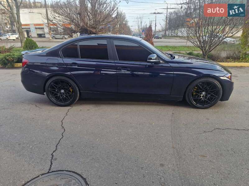 Седан BMW 3 Series 2013 в Днепре