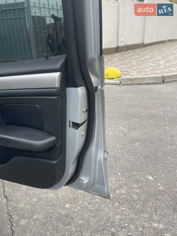 Универсал BMW 3 Series 2003 в Одессе