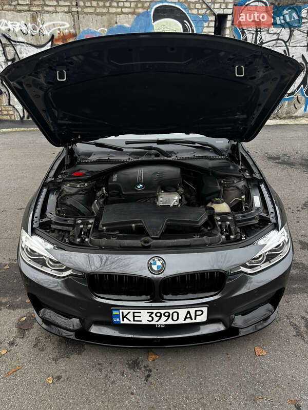 Седан BMW 3 Series 2015 в Днепре