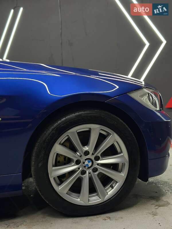 Седан BMW 3 Series 2007 в Виннице