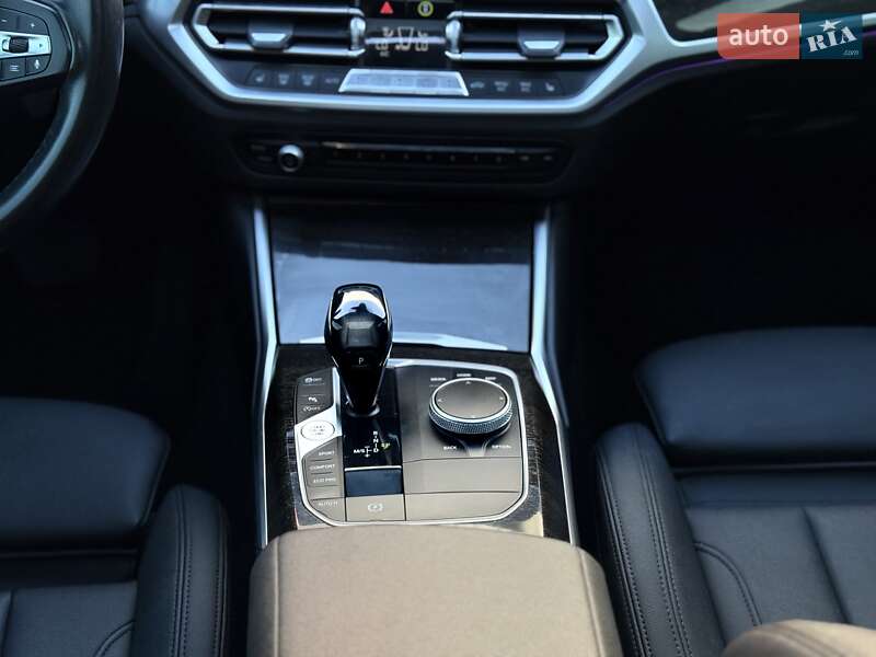Седан BMW 3 Series 2021 в Львове