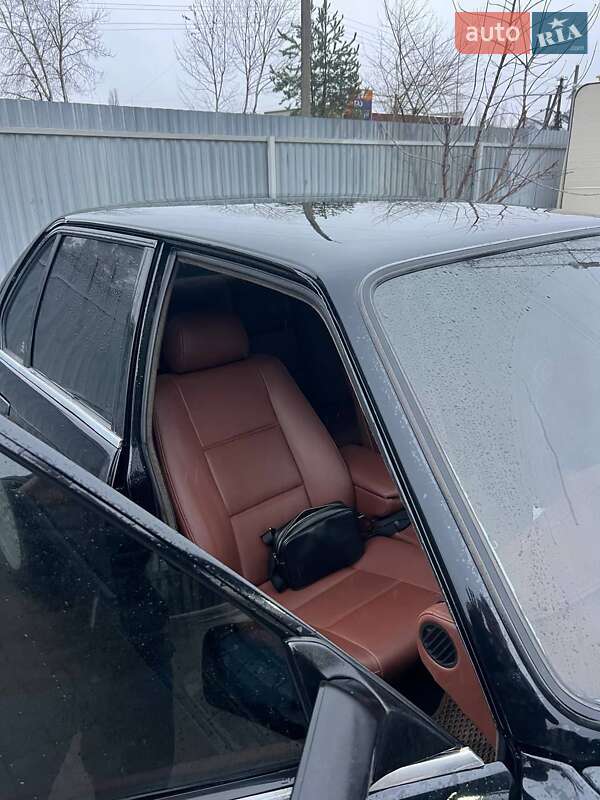 Седан BMW 3 Series 1987 в Сарнах