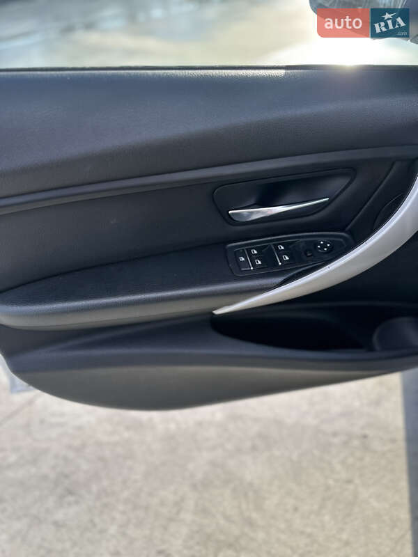 Седан BMW 3 Series 2015 в Киеве фото 22 Седан BMW 3 Series 2015 в Киеве