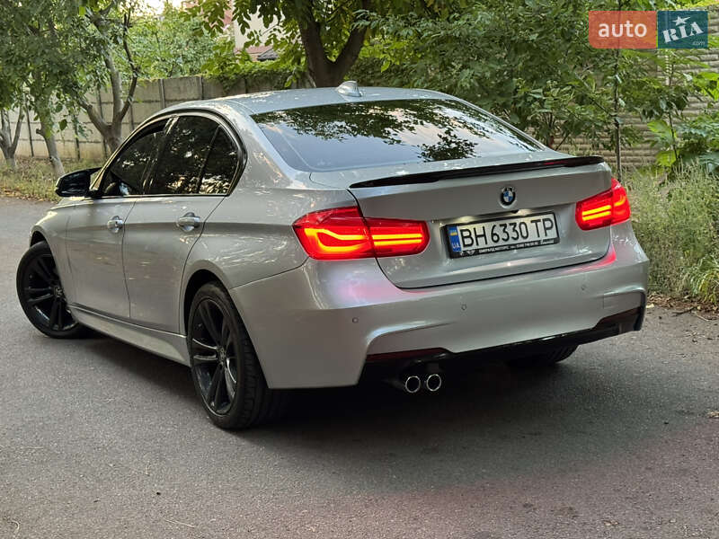 Седан BMW 3 Series 2015 в Одессе