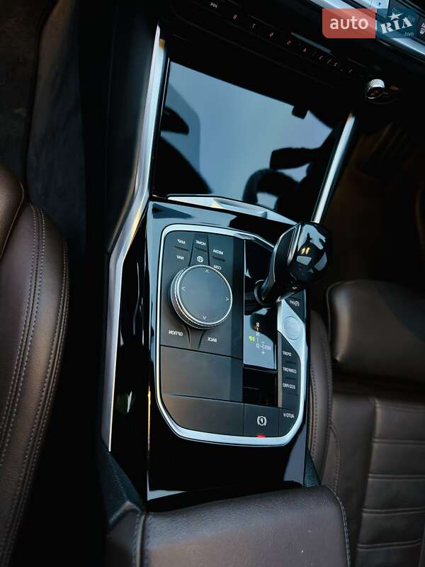 Седан BMW 3 Series 2019 в Луцке