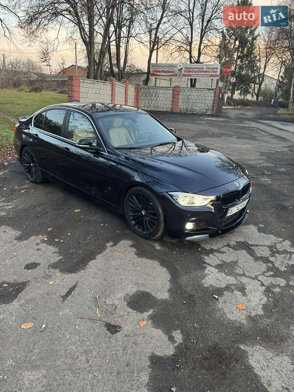 Седан BMW 3 Series 2015 в Хмельницком