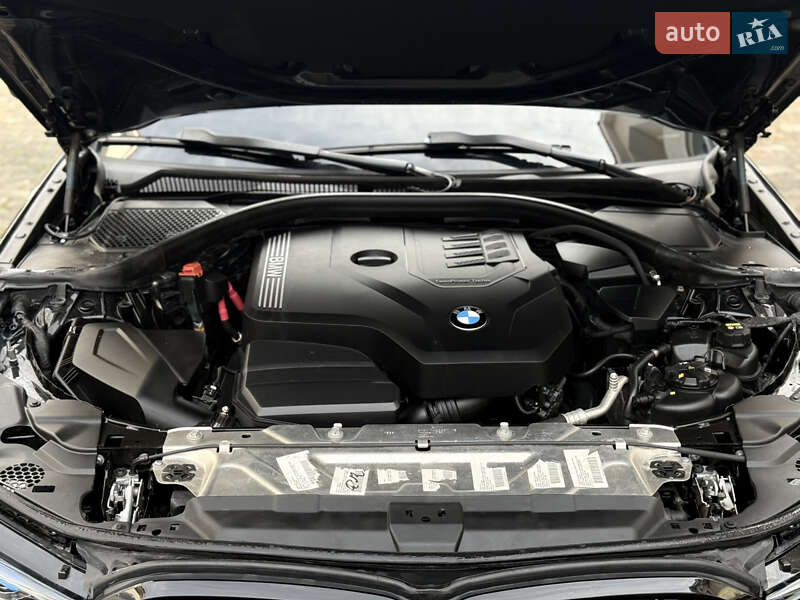 Седан BMW 3 Series 2021 в Киеве