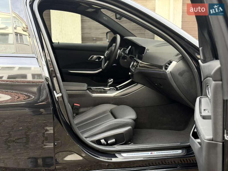 Седан BMW 3 Series 2021 в Киеве