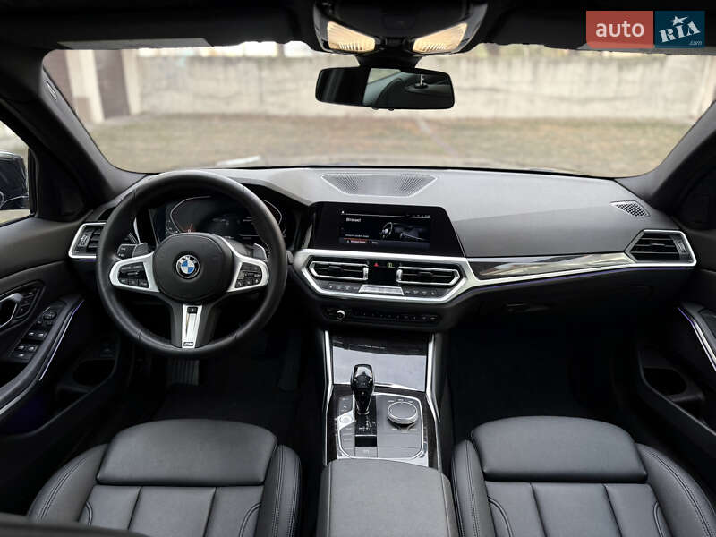 Седан BMW 3 Series 2021 в Киеве