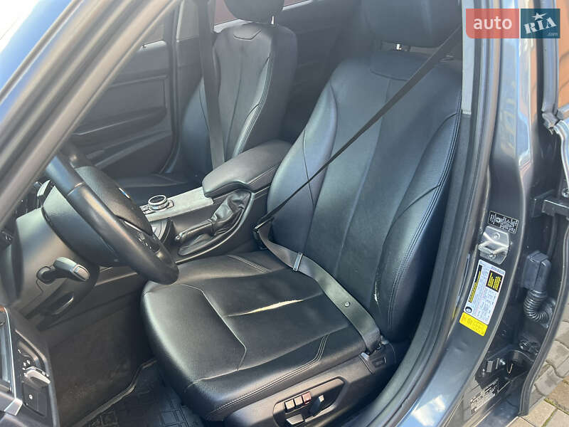 Седан BMW 3 Series 2012 в Ровно
