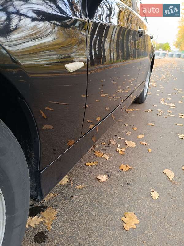 Седан BMW 3 Series 2007 в Чернигове