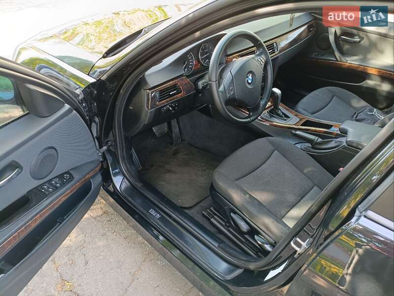 Седан BMW 3 Series 2007 в Чернигове