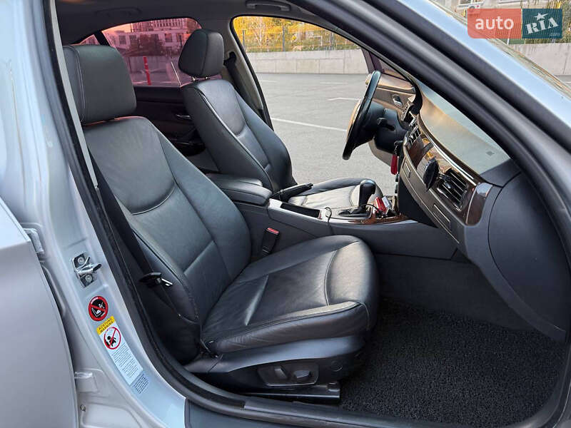 Седан BMW 3 Series 2006 в Киеве
