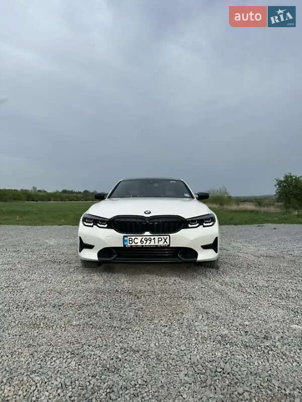 Седан BMW 3 Series 2021 в Львове