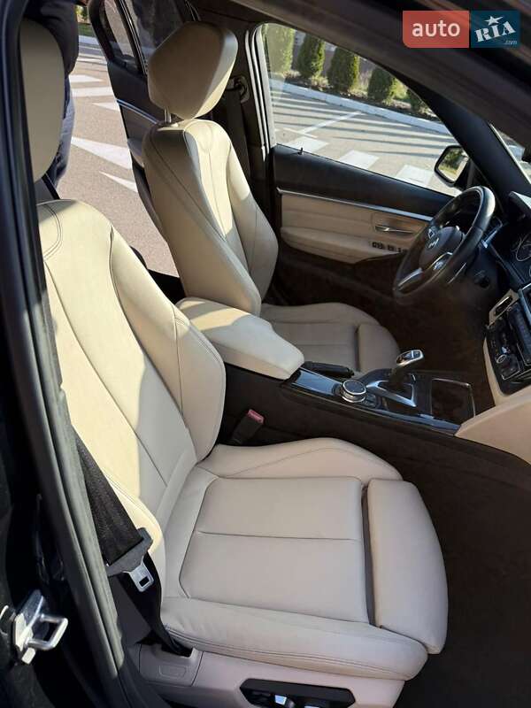 Седан BMW 3 Series 2015 в Киеве