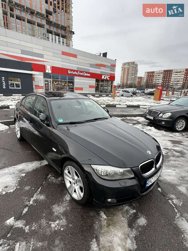 Седан BMW 3 Series 2010 в Львове фото 4 Седан BMW 3 Series 2010 в Львове