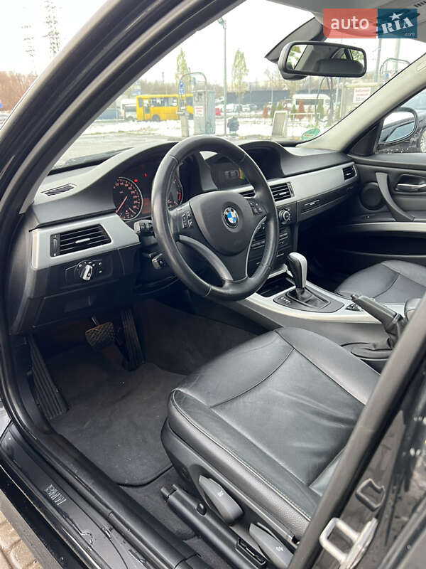 Седан BMW 3 Series 2010 в Львове фото 19 Седан BMW 3 Series 2010 в Львове