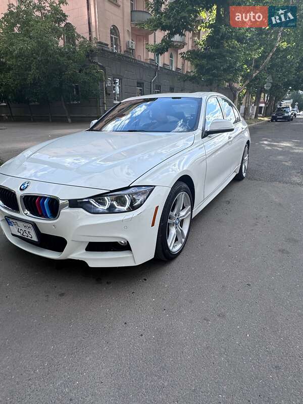 Седан BMW 3 Series 2015 в Николаеве