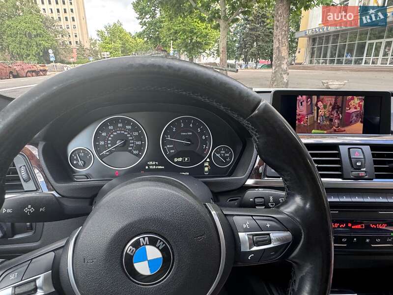Седан BMW 3 Series 2015 в Николаеве