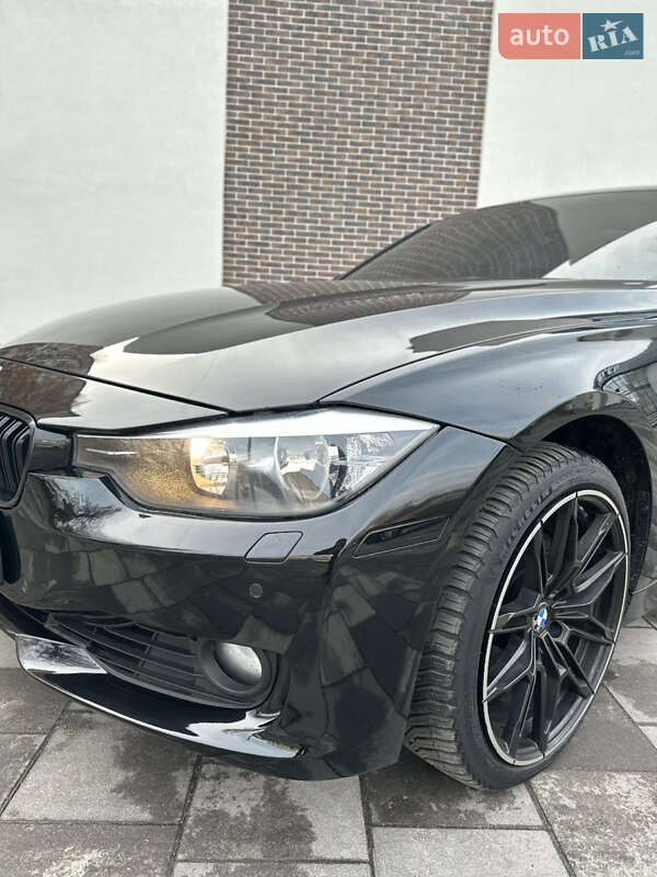 Седан BMW 3 Series 2014 в Бердичеве
