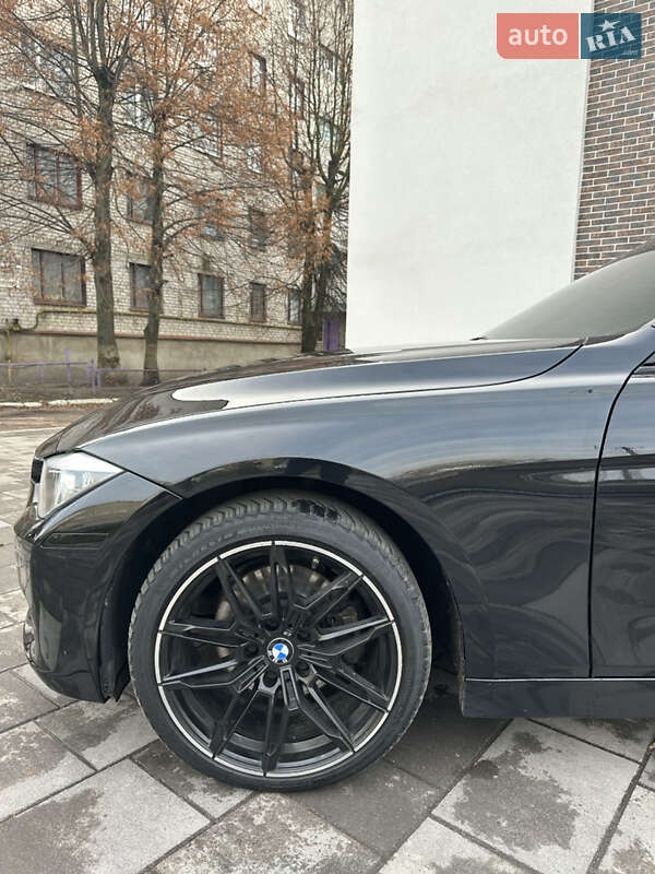 Седан BMW 3 Series 2014 в Бердичеве