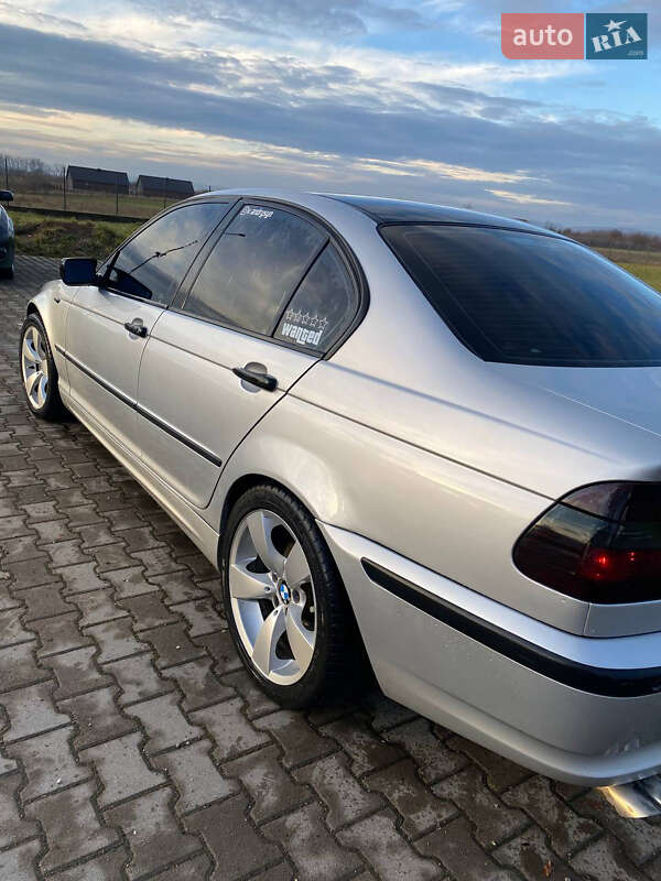 Седан BMW 3 Series 2002 в Буштыне