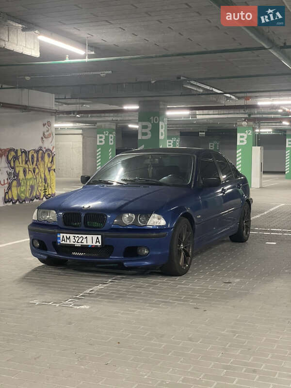 Седан BMW 3 Series 1999 в Буче