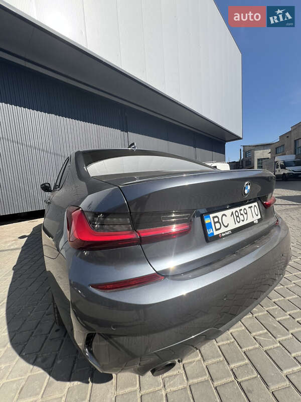 Седан BMW 3 Series 2022 в Львове