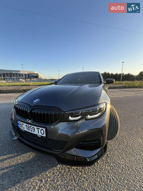 Седан BMW 3 Series 2022 в Львове