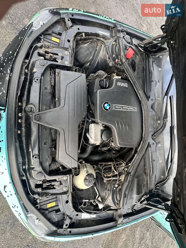 Седан BMW 3 Series 2013 в Буче