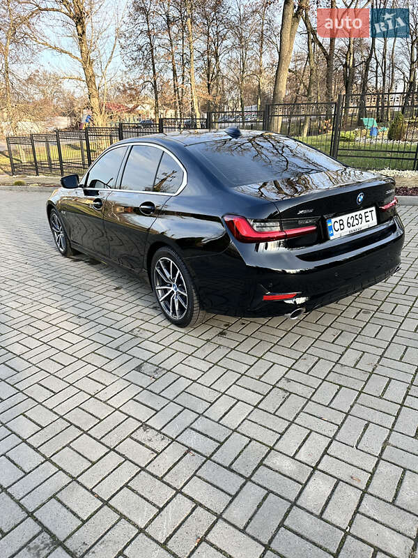 Седан BMW 3 Series 2022 в Києві